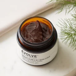 Evolve Organic Beauty Radiant Glow 2-in-1 Mask Scrub - Kasvonaamio 60 ml