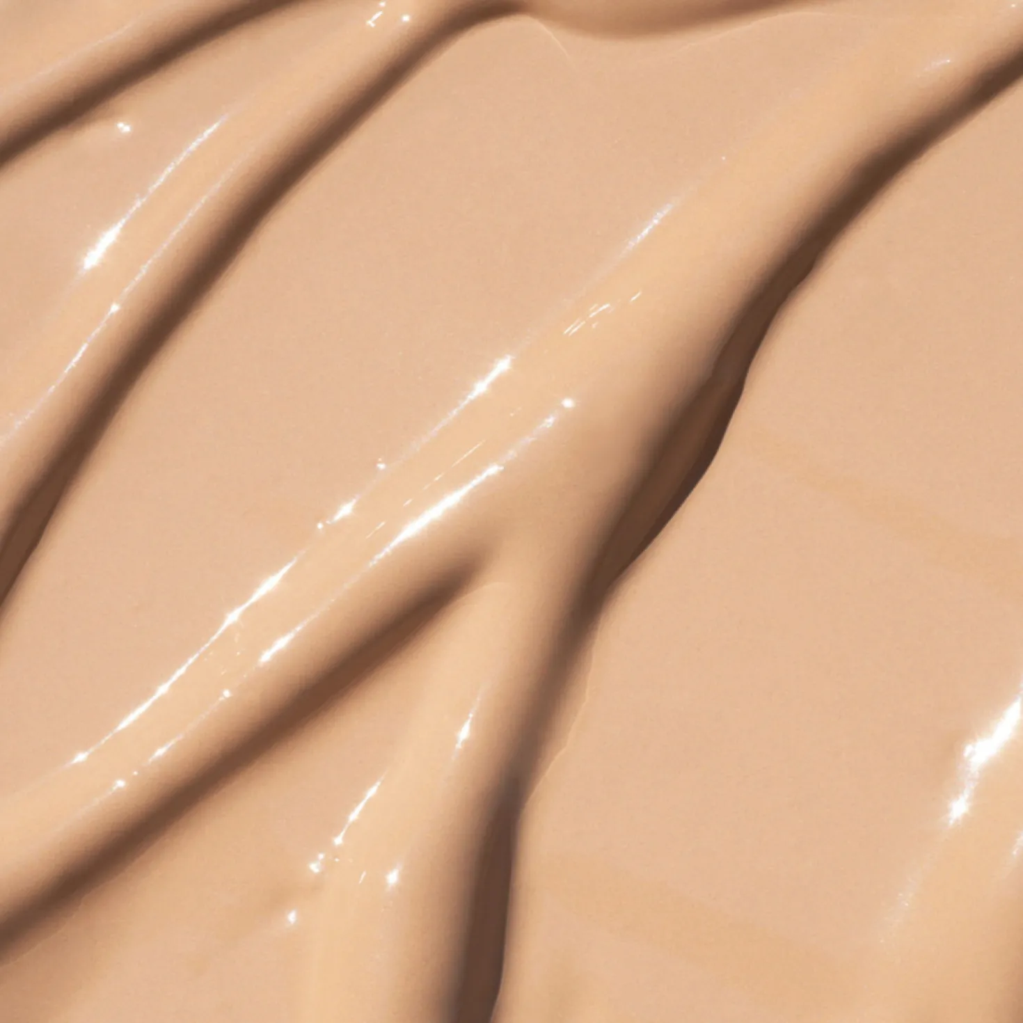 Madara Luminous Perfecting The Concealer - Nestemäinen peitevoide Sand 33