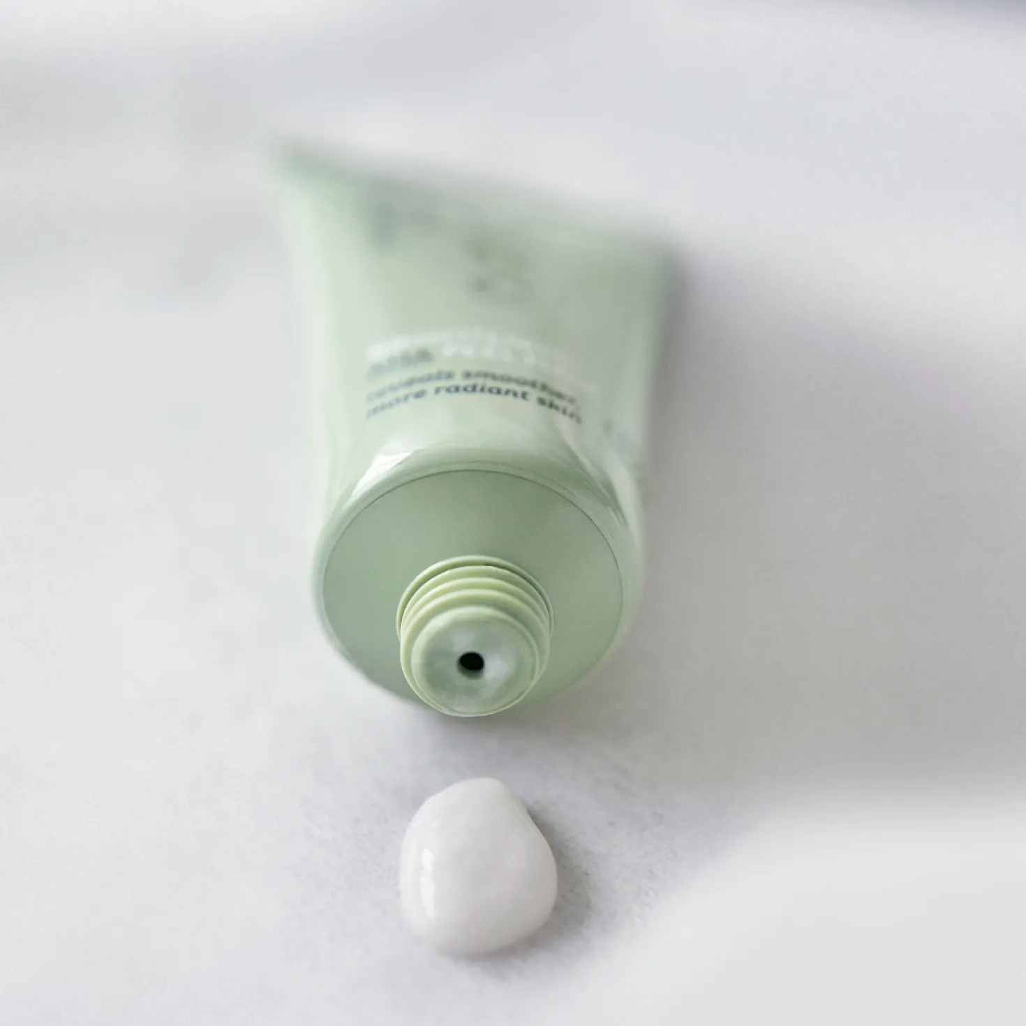 Madara PEEL Kirkastava AHA Kuorintanaamio 60 ml