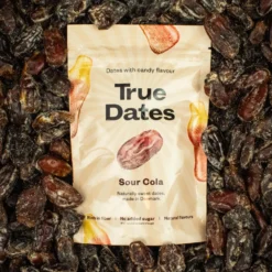True Dates Sour Cola - Taatelimakeinen Kirpeä Kola 100 g